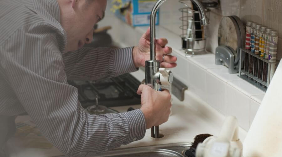 Local annual plumbing maintenance in Fowlerville, MI